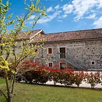 Agriturismo Antico Splendore Pullir