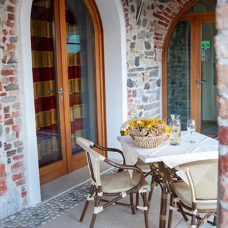 Agriturismo Antico Splendore Pullir